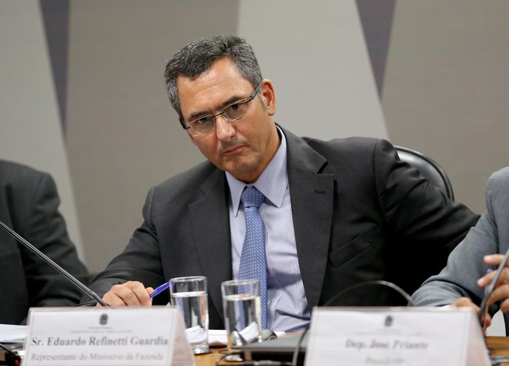 Troca na Fazenda pode ampliar pressão política sobre economia
